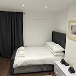 Sakura,Sleeps 8 Netflix